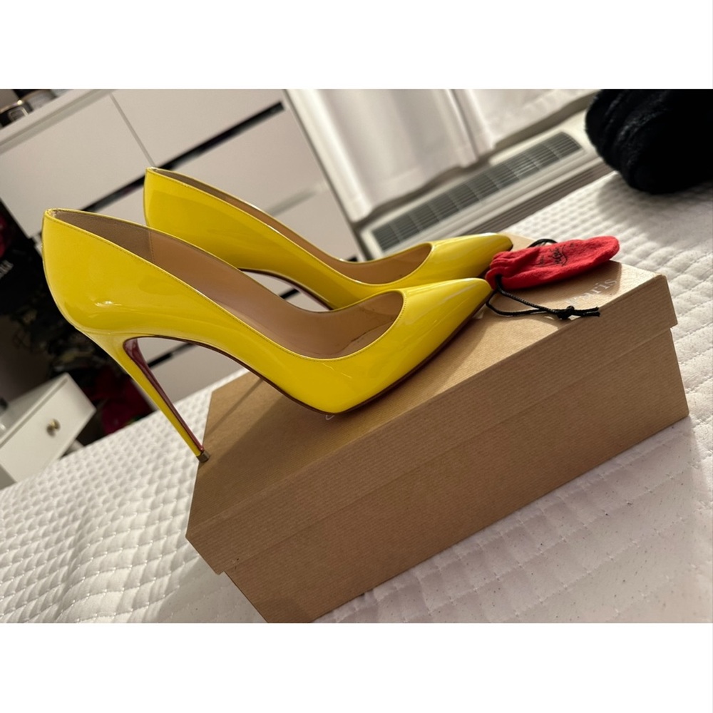 Christian Louboutin Pumps Yellow Queen 💛👑
